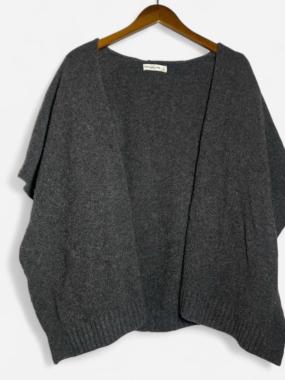 Abercrombie Charcoal Open-Front Women's Sweater Cardigan with Knit Long Sleeves